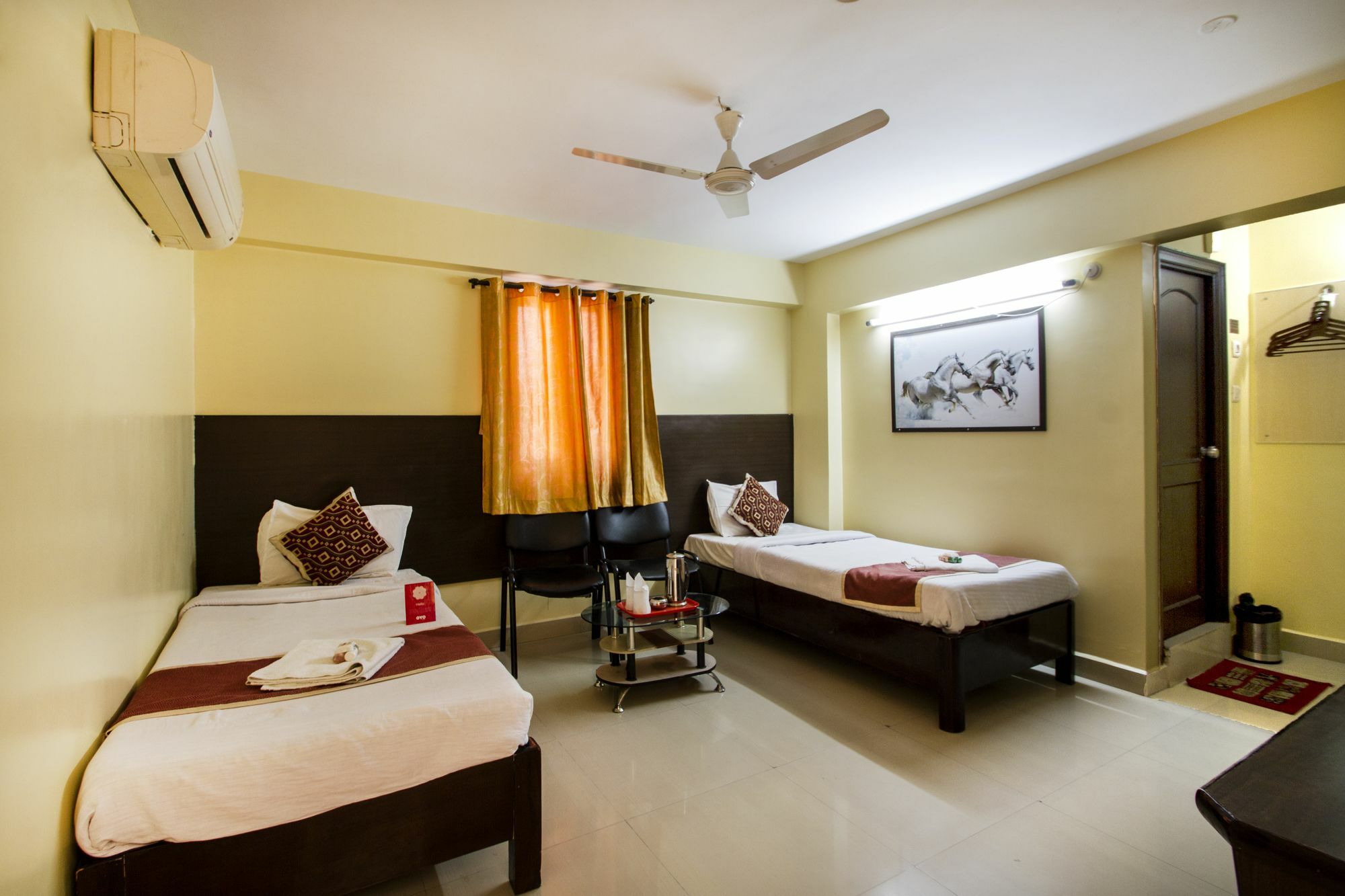 Oyo 2840 Kanha Grand Haïdarabad Extérieur photo